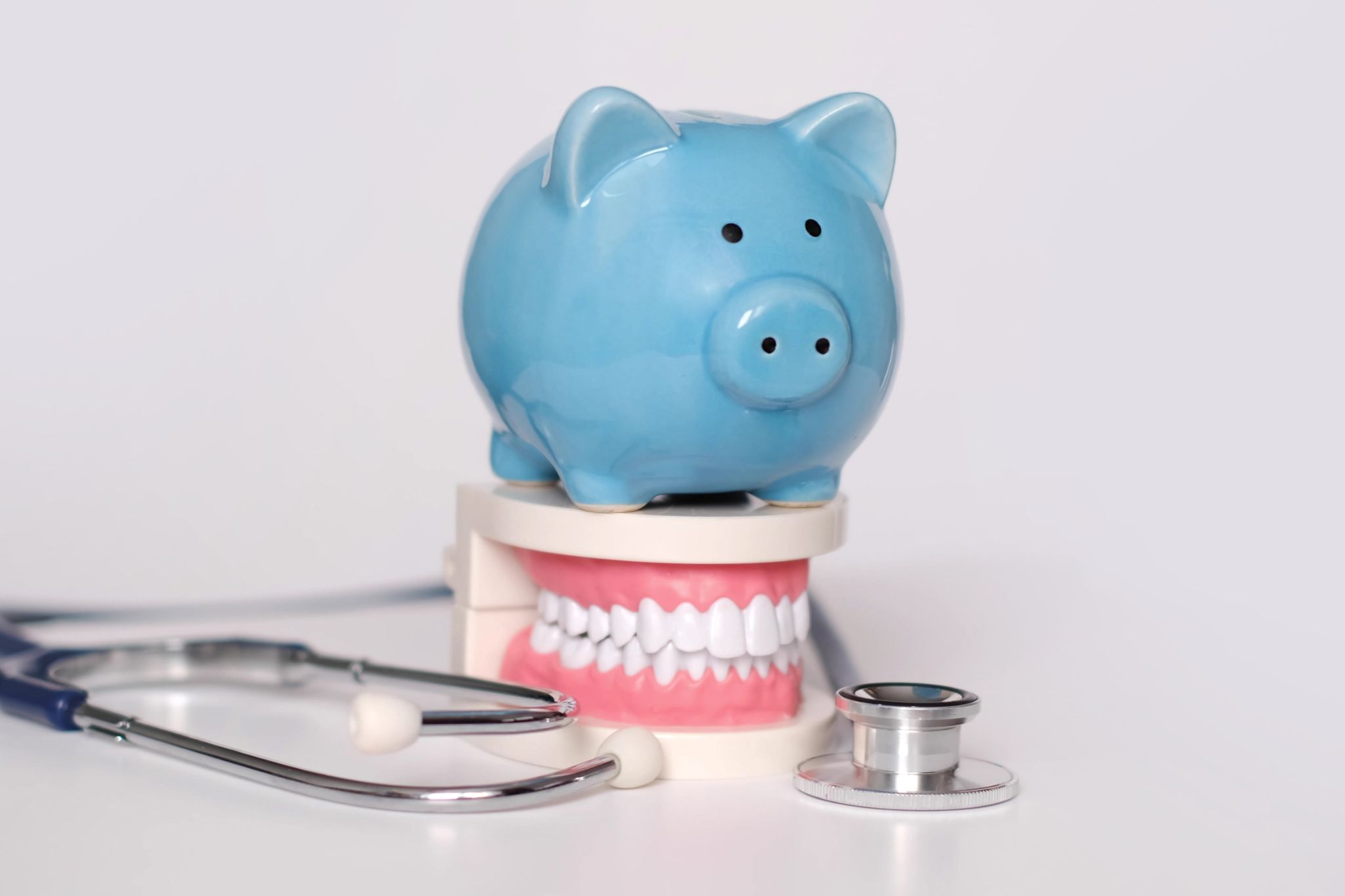Cure dentali e detrazioni fiscali 2026 come recuperare il 19% anche all'estero